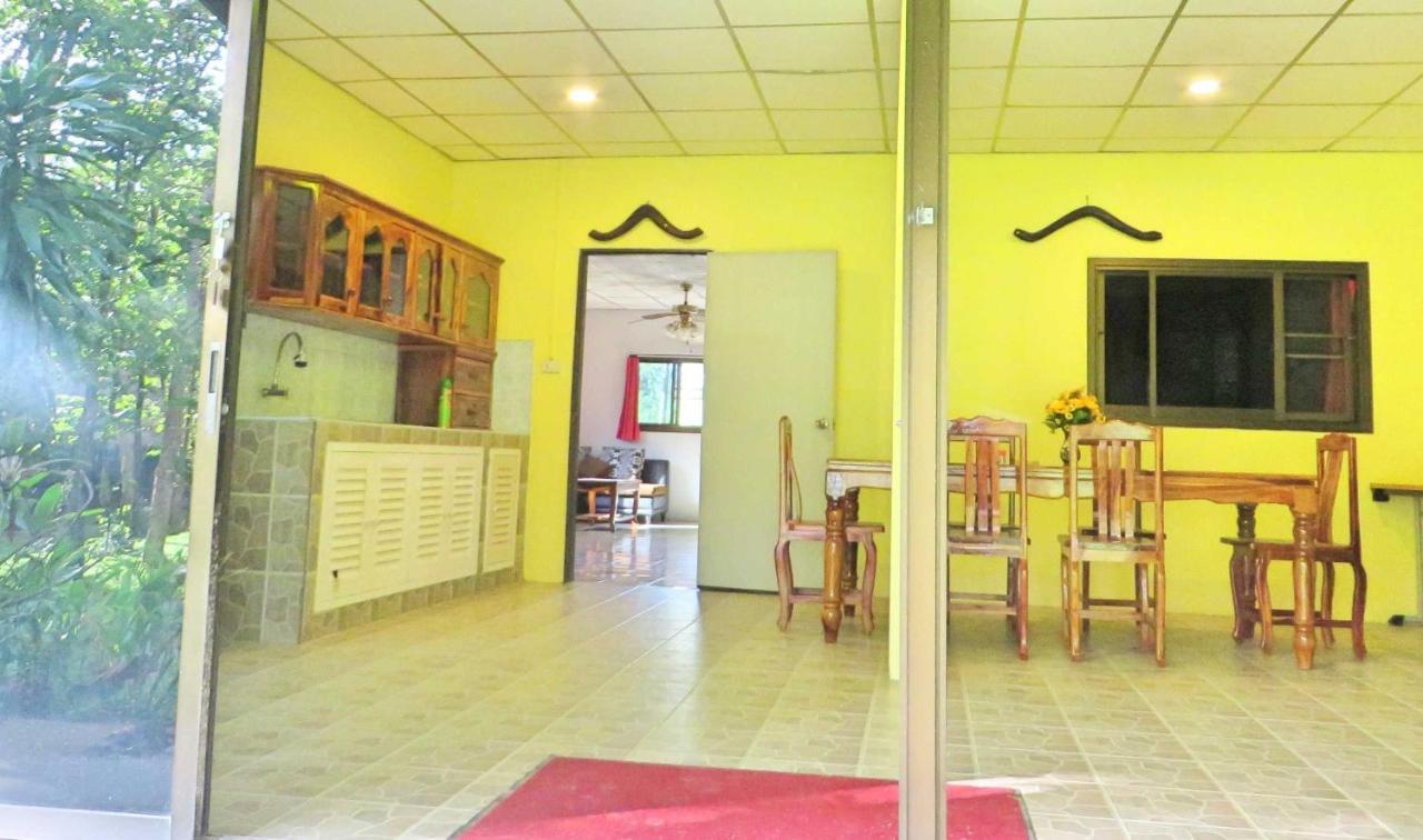 Hotel Isaan Perazim Park Roi Et Exteriér fotografie