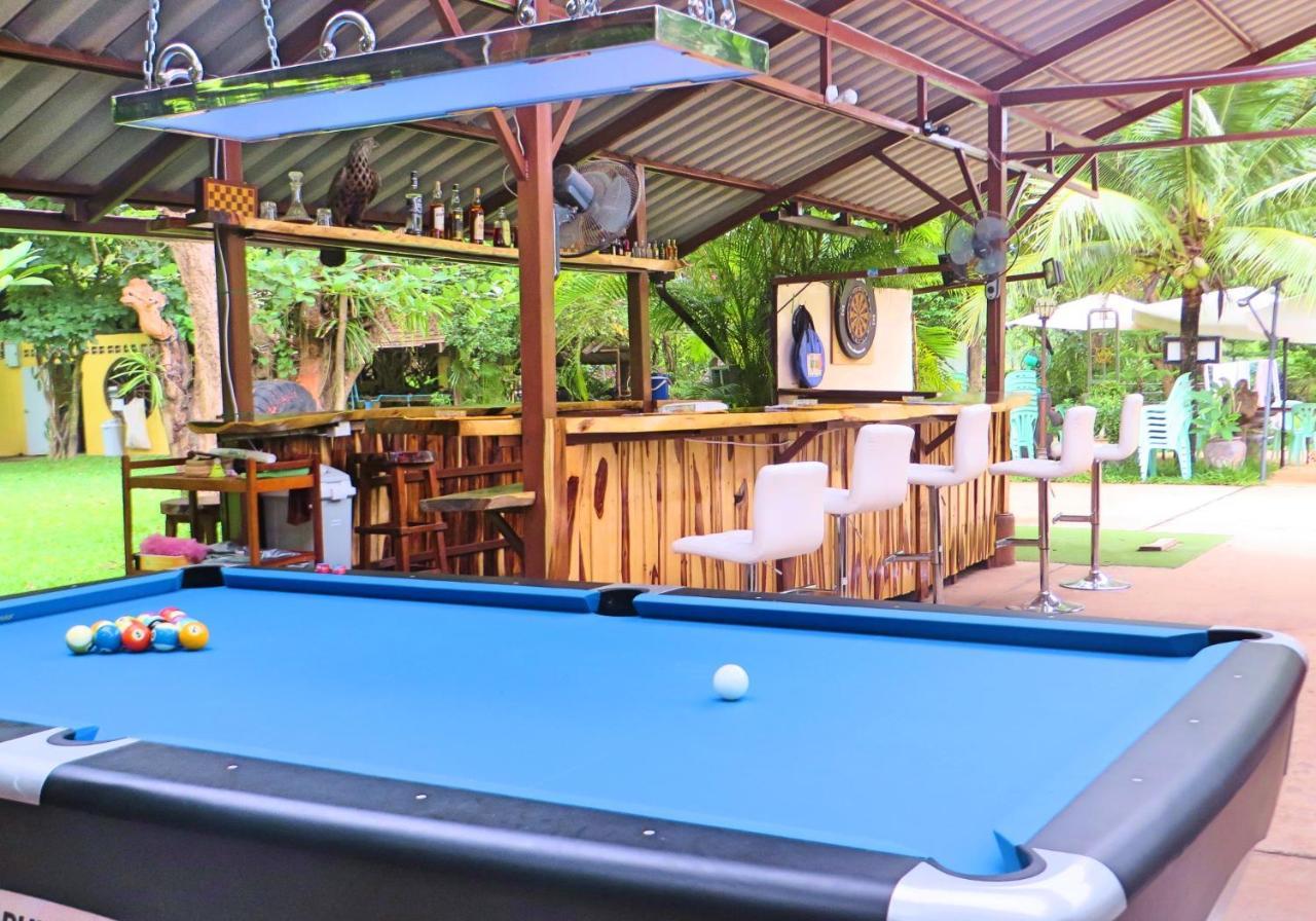 Hotel Isaan Perazim Park Roi Et Exteriér fotografie