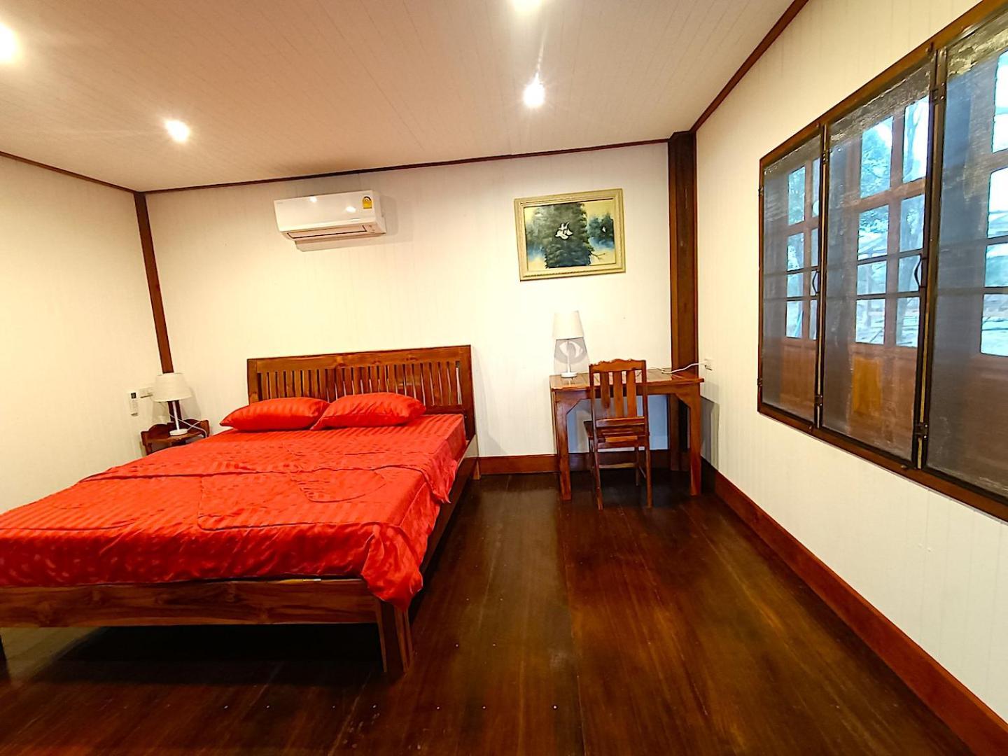 Hotel Isaan Perazim Park Roi Et Exteriér fotografie